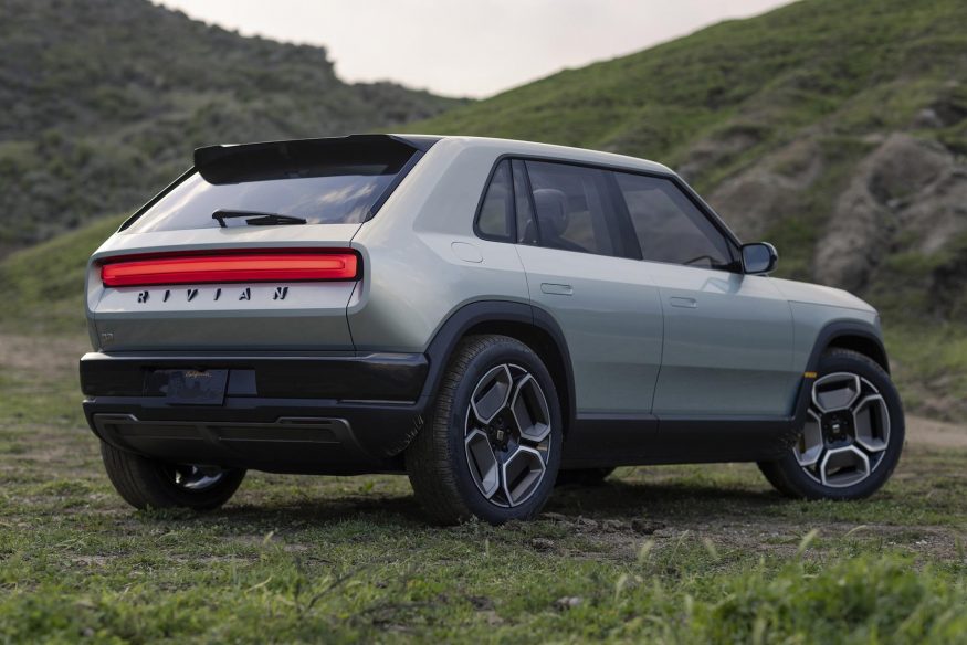 Rivian se ostře pustil do Apple CarPlay, umělá inteligence jej prý učinila zastaralou