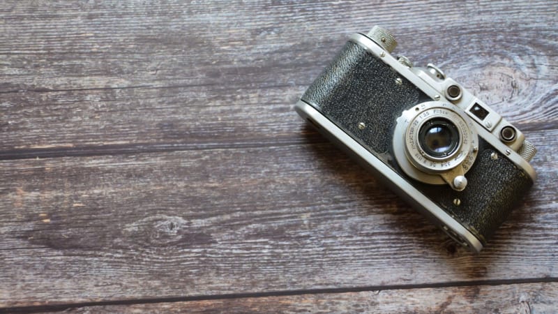 Zemřel slavný fotograf. Veder se proslavil ikonickou fotografií z roku 1973