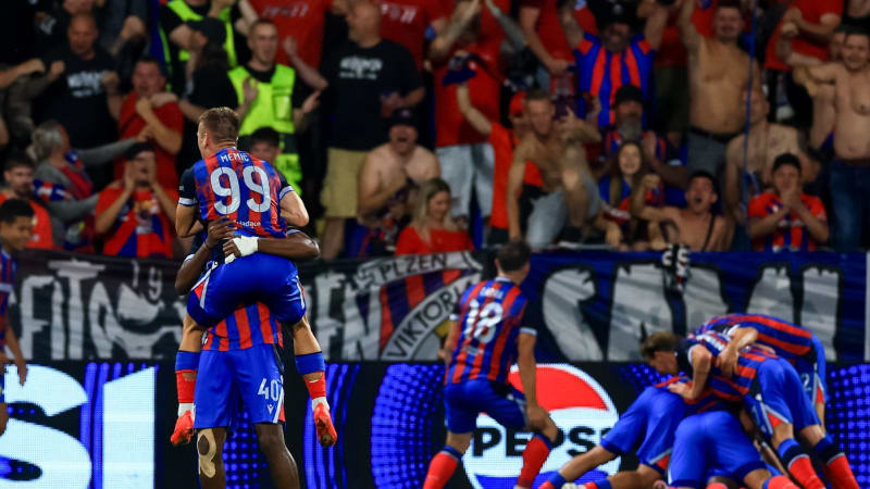 Plzeň dokázala nemožné a postupuje. Dál jde i Jablonec, Hradec přes dobrý výkon v pohárech končí