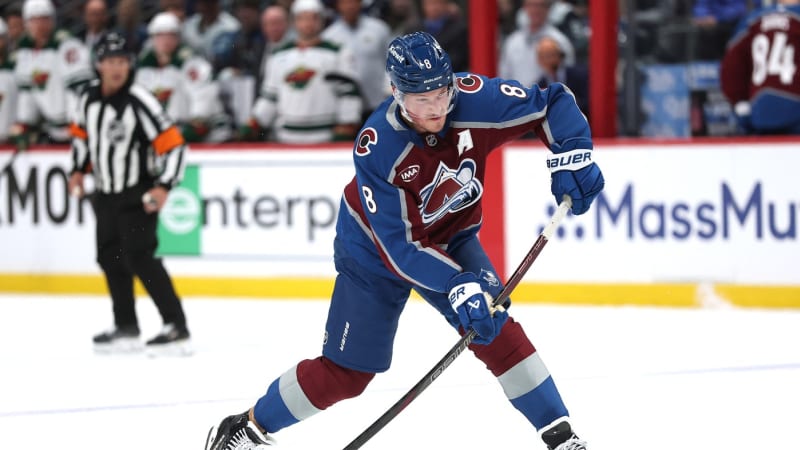Skok do jiného světa. Na začátku NHL braly hvězdy 400 tisíc korun, teď Makar vydělá 420 milionů