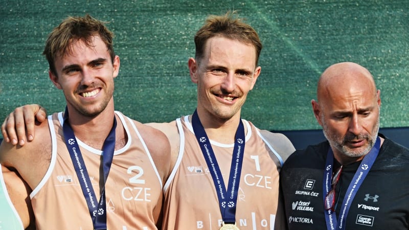 Beach volejbal v Brně ovládli Češi. Zlato mají Perušič se Šépkou a Neuschaeferová s Maixnerovou